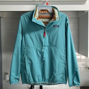 Women’s Patagonia reversible jacket size M